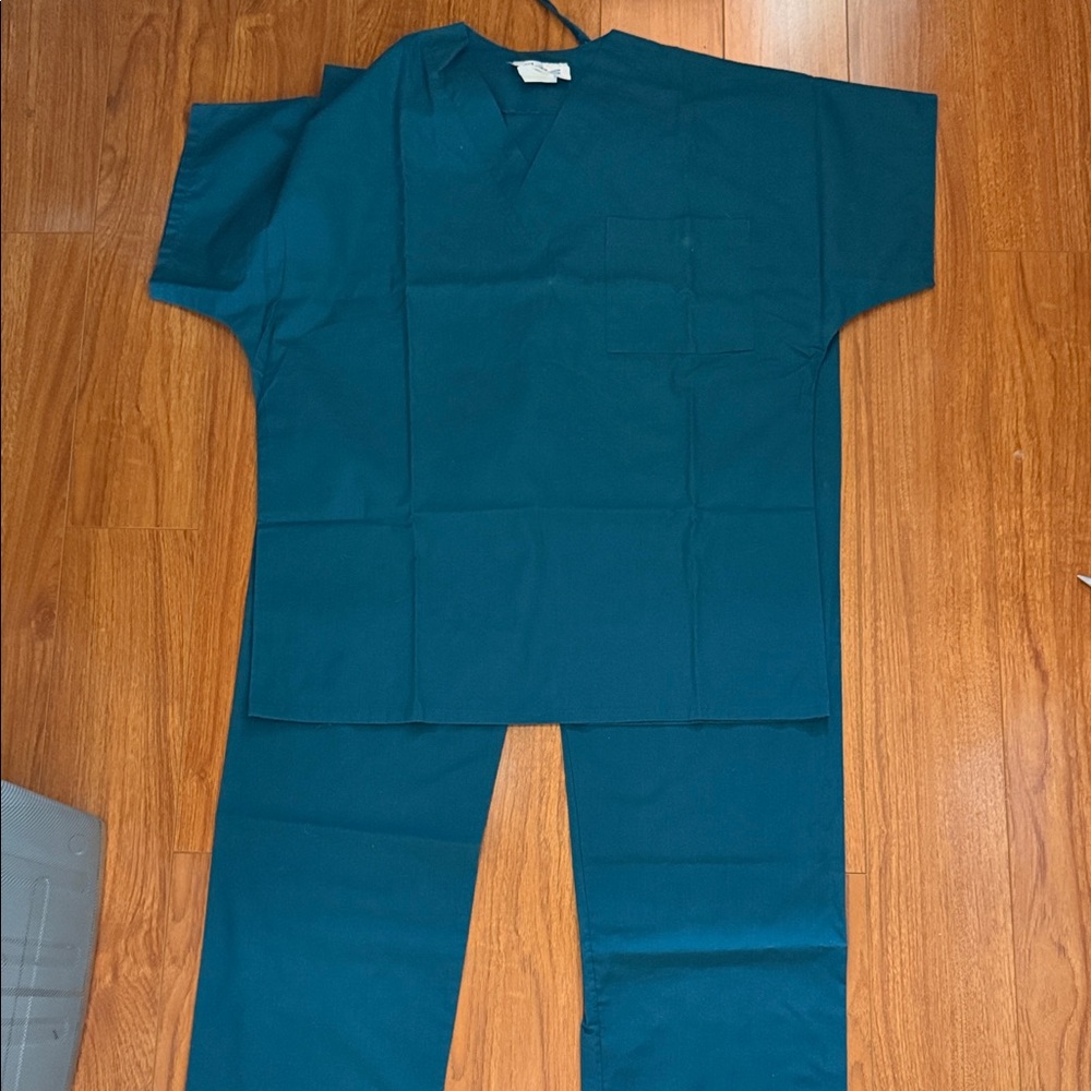Teal Scrub Set XS top, small bottom
